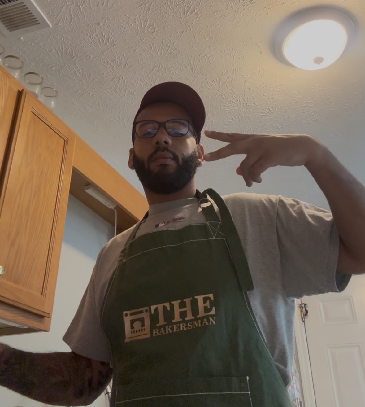 7Bill Cakes baker